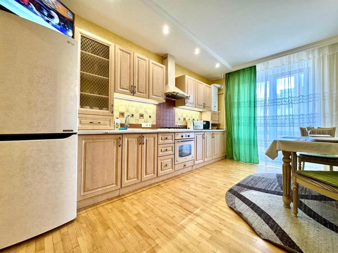 Apartpoltava Вишукані Просторі Апартаменти, Аграрний Університет, Звітна Документація Esterno foto