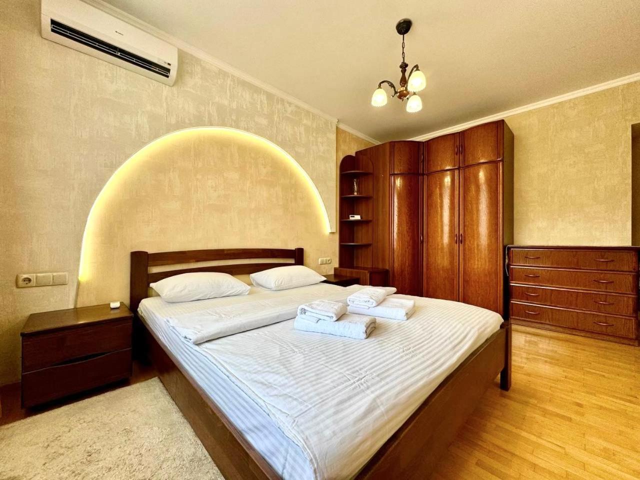 Apartpoltava Вишукані Просторі Апартаменти, Аграрний Університет, Звітна Документація Esterno foto