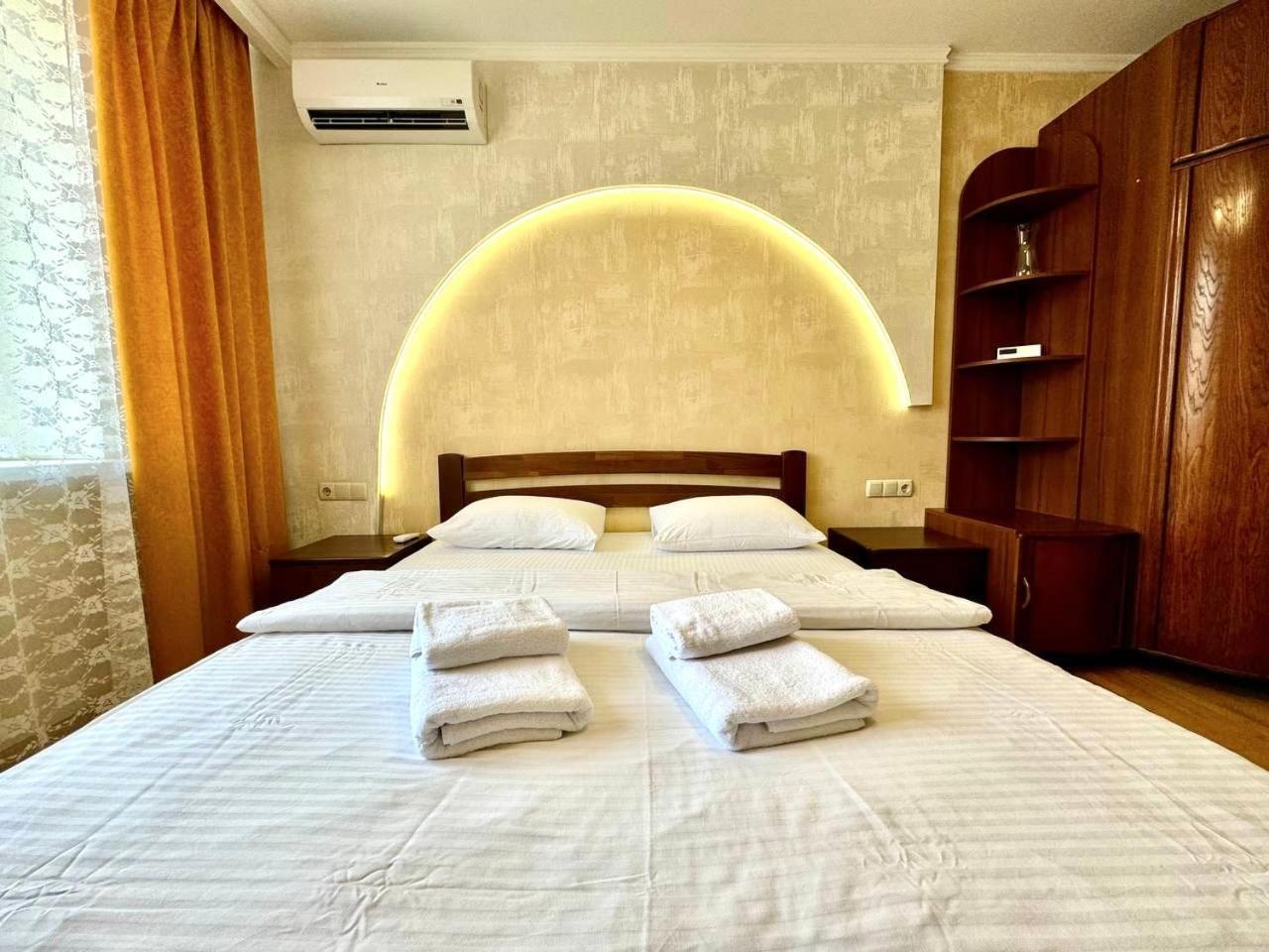 Apartpoltava Вишукані Просторі Апартаменти, Аграрний Університет, Звітна Документація Esterno foto